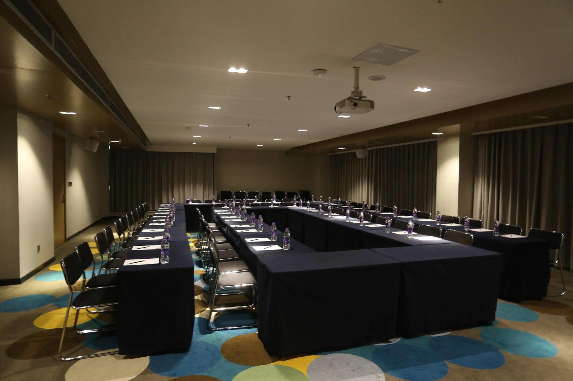 Echarm Hotel Zhengzhou High Tech Zone エクステリア 写真